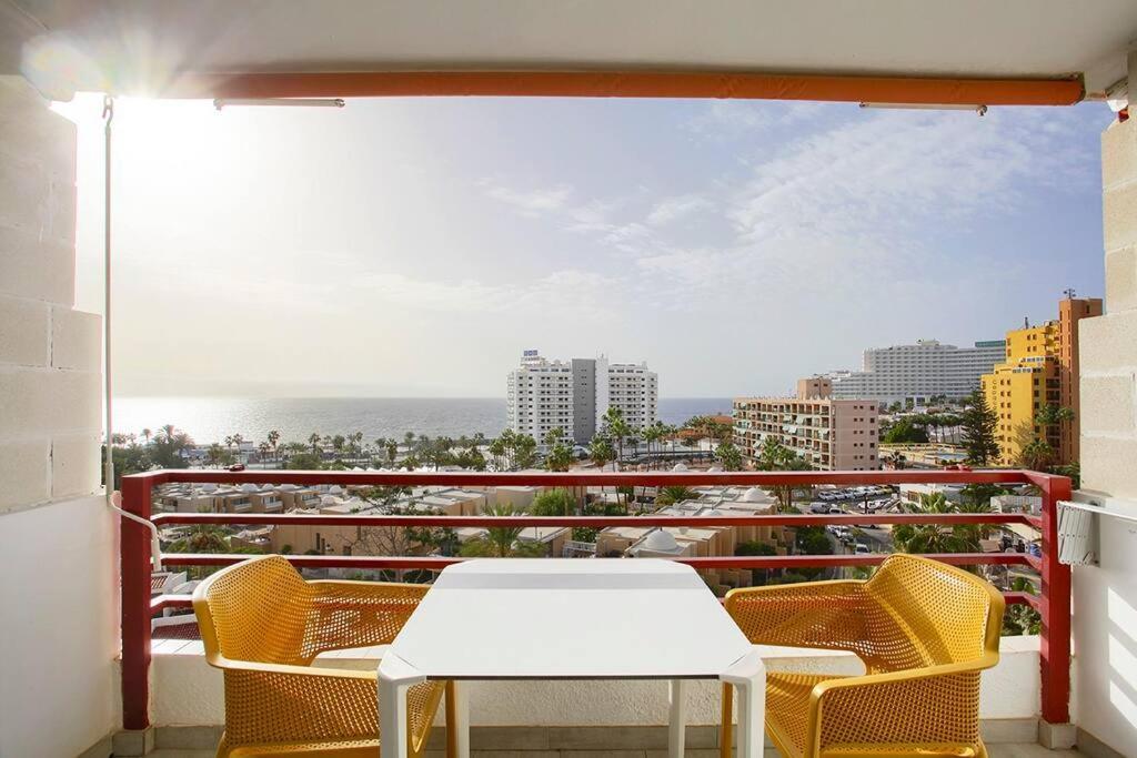 Roberta Apartment Playa De Las Americas Ngoại thất bức ảnh