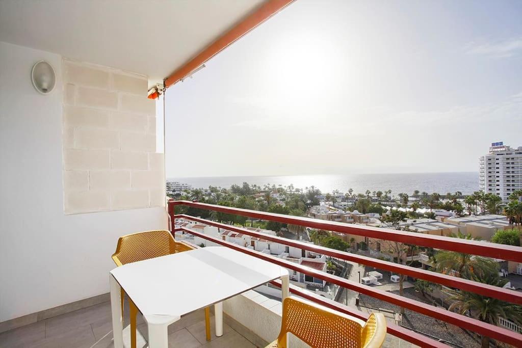 Roberta Apartment Playa De Las Americas Ngoại thất bức ảnh